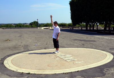 Cadran analemmatique du Peyroux � Montpellier